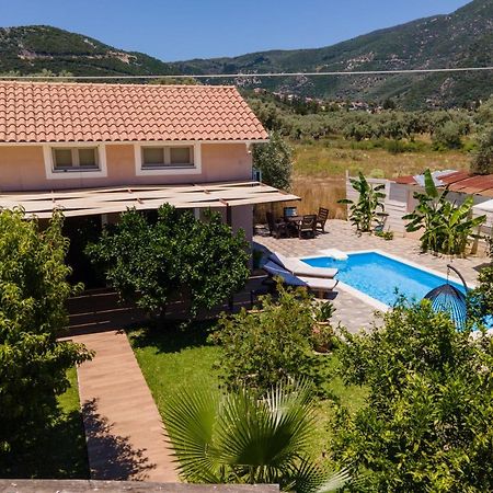 Villa Rigilis 니드리 외부 사진