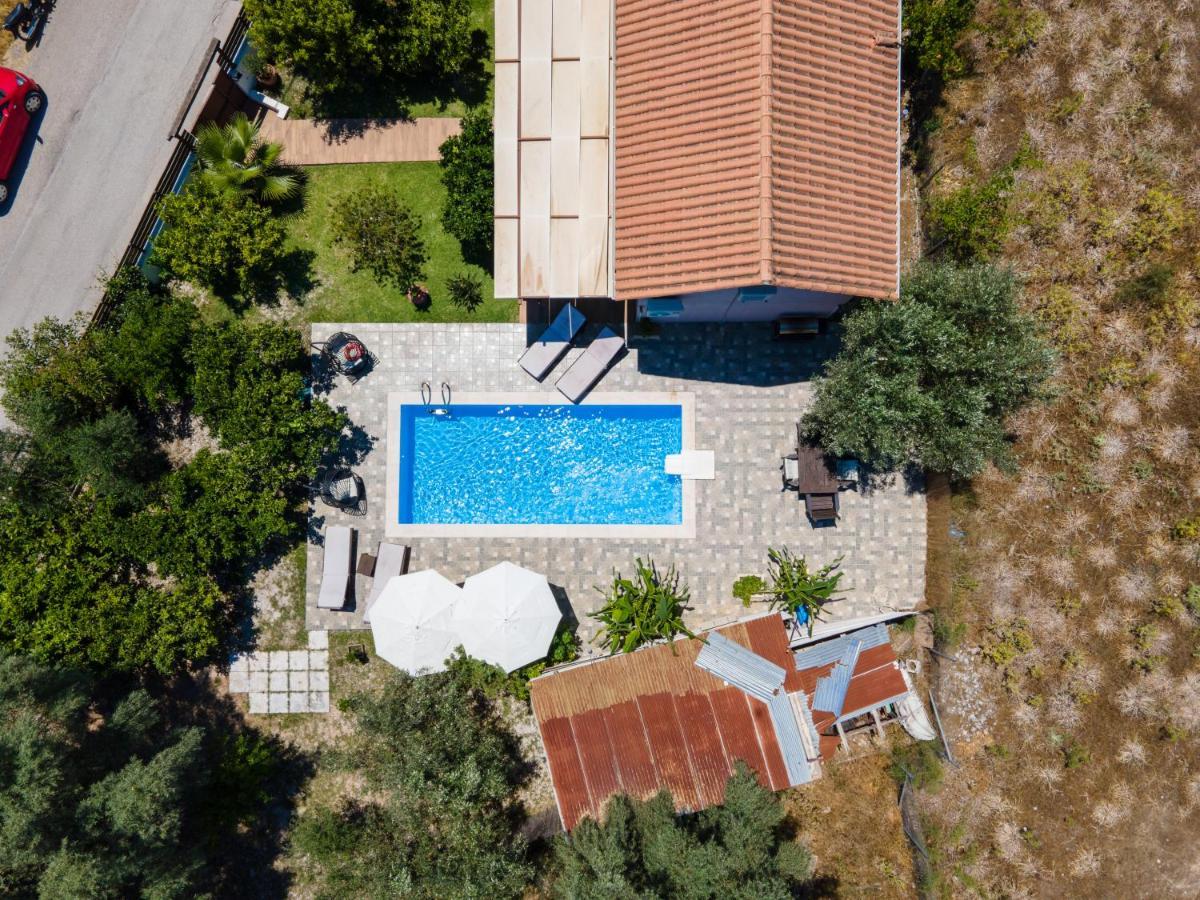 Villa Rigilis 니드리 외부 사진